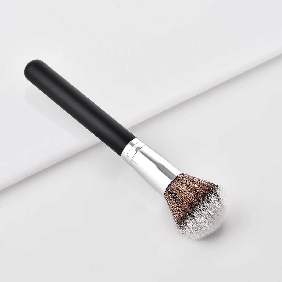 Новые профессиональные кисти для макияжа Набор 1 шт. высокое качество деревянная ручка Pincel консилер «maquiagem» тени для век щетки инструменты для макияжа