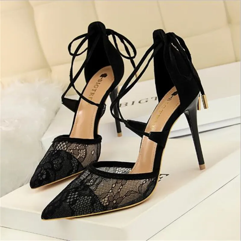 

Sexy Floral Lace Mesh Pointed Toe Women Sandals New Arrival Cut-Outs Cross-tied Shallow Sandals Women's High Heels Shoes Fashion