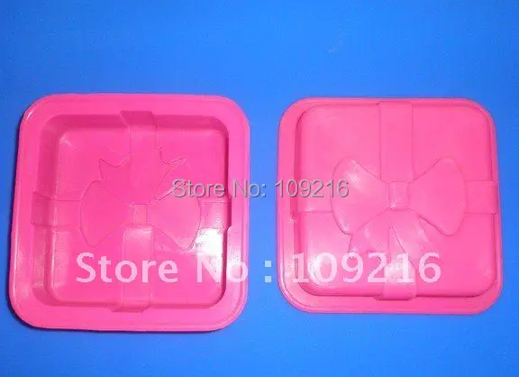 

Green Good Quality 100% Food Grade Silicone Cake Mold/Muffin Cupcake Pan Gift Boxes Cake Mold