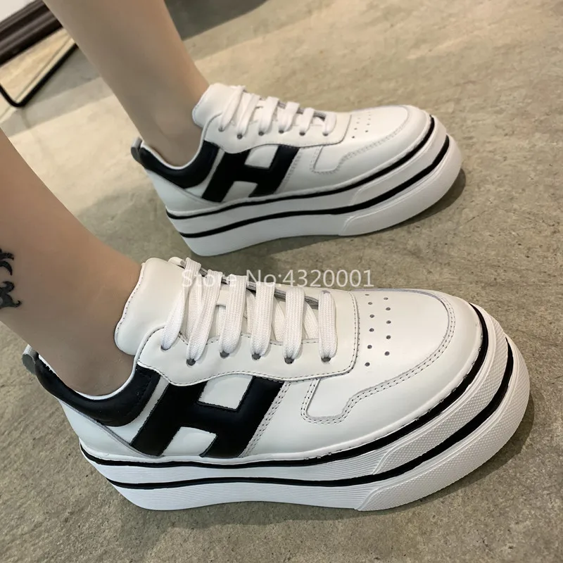 

Newest Fashion Extended Stripes Sole Platforms Lace Up l Women Shoes Beautiful H Sneakers Women Low Top Woman Shoes High Heeled