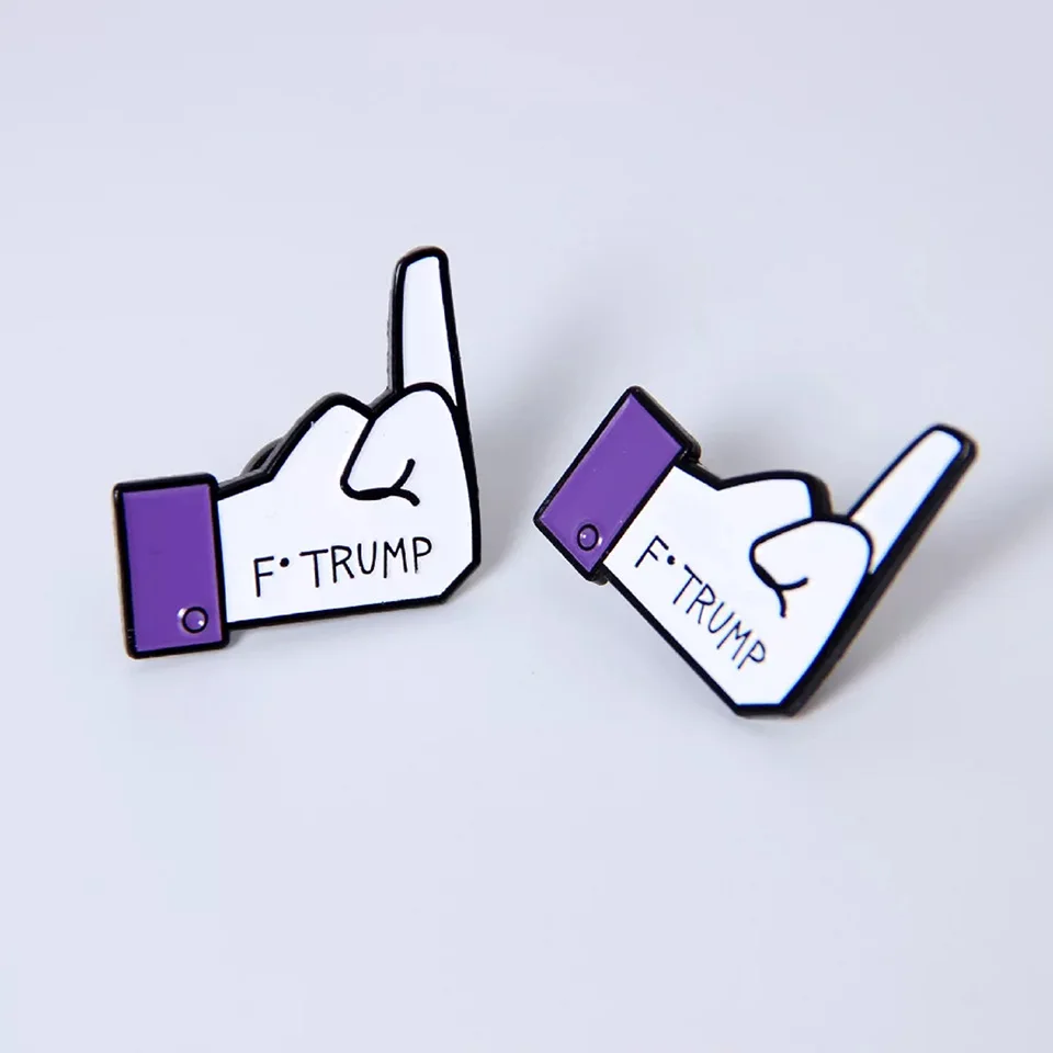 F. Трамп 2019 сплав юмора мультфильм штифт жестов презирает палец осанки картина