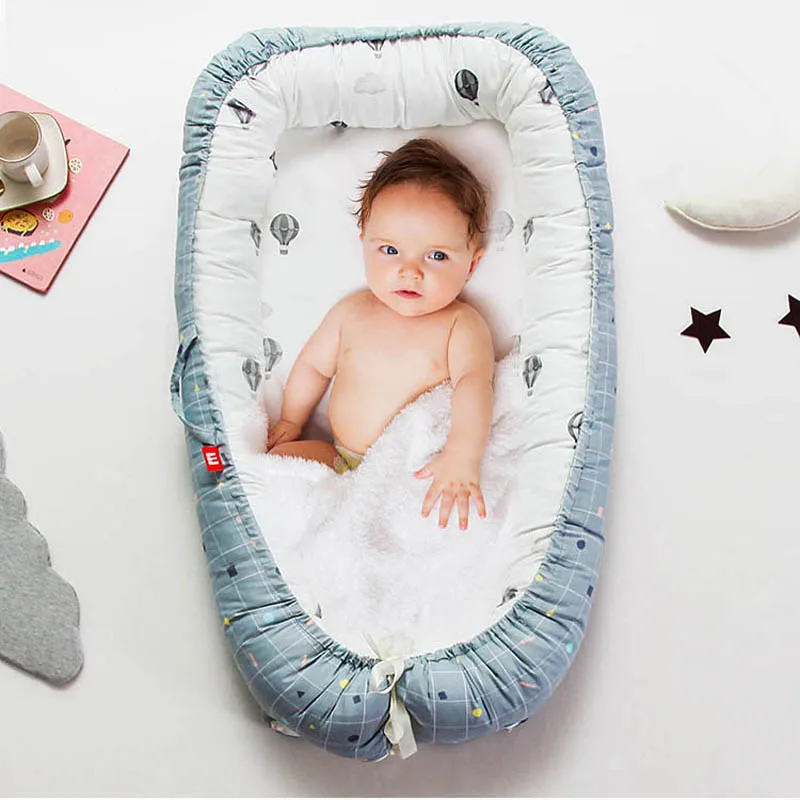 bassinet sleeping for newborns