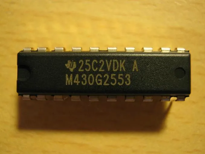 MSP430G2553 микроконтроллер DIP-20
