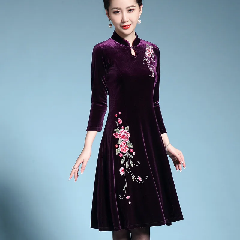 

Women Vintage Floral Embroidery Dresses Vestidos Elegant Stand Collar Long Sleeve Plus Size Autumn Dress