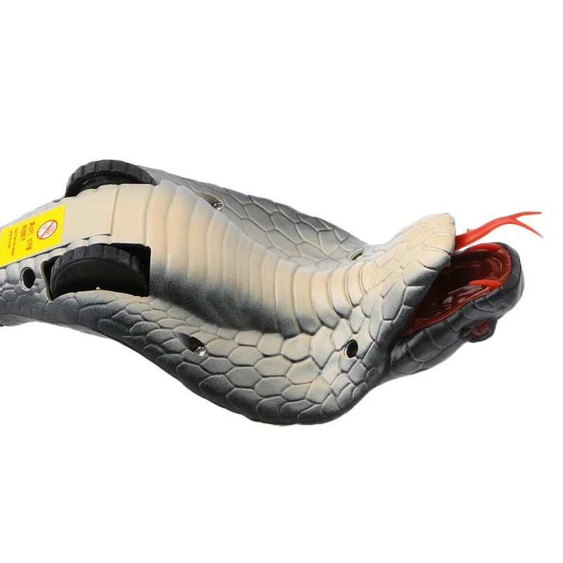 Remote-Control-Snake-Toy-Cobra-With-Retractable-Tongue-Swinging-Tail-Doll-m15 (3)