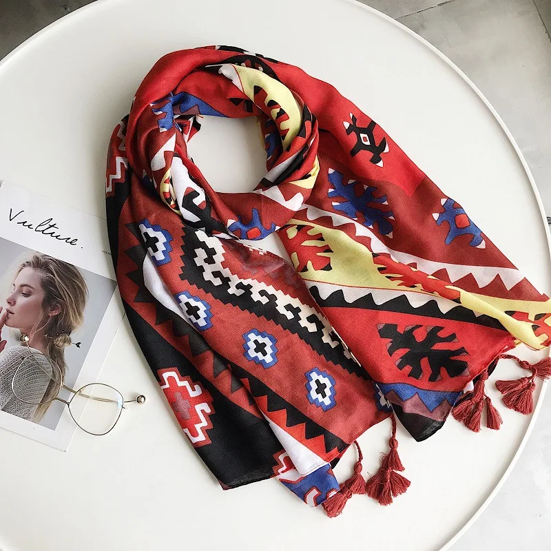 2018 Newest Women Geometry Pattern Scarf Cotton Tassel Scarf 10PCS/lotin Women's Scarves from