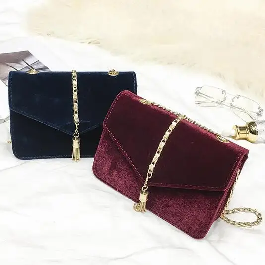 

Winter Fashion Retro Handbag 2018 New High-quality Gold Velvet Women bags Handbags Simple Phone bag Chain Shoulder Messenger Bag