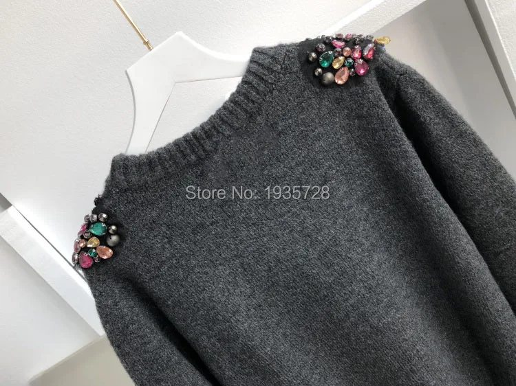 Темно-серый ювелирный свитер с круглым вырезом спереди разноцветные камни Deatil Drop Shoulder Свободный вязаный свитер Топ для женщин осень