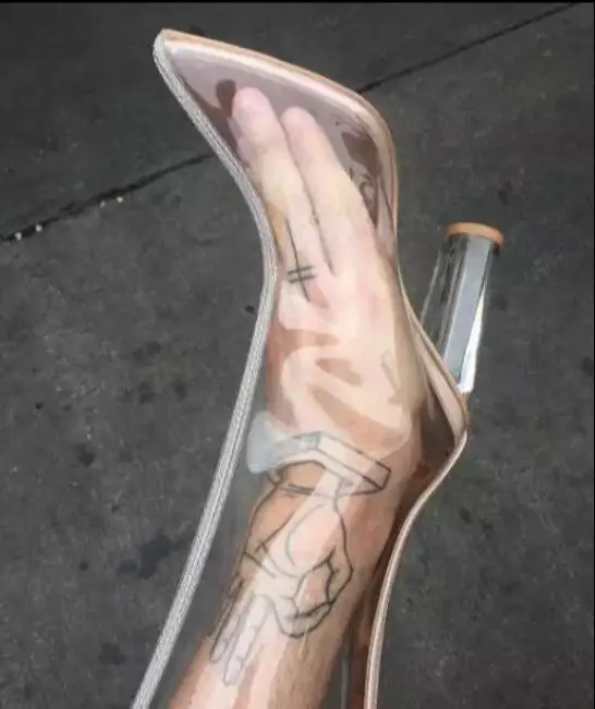 23 - 