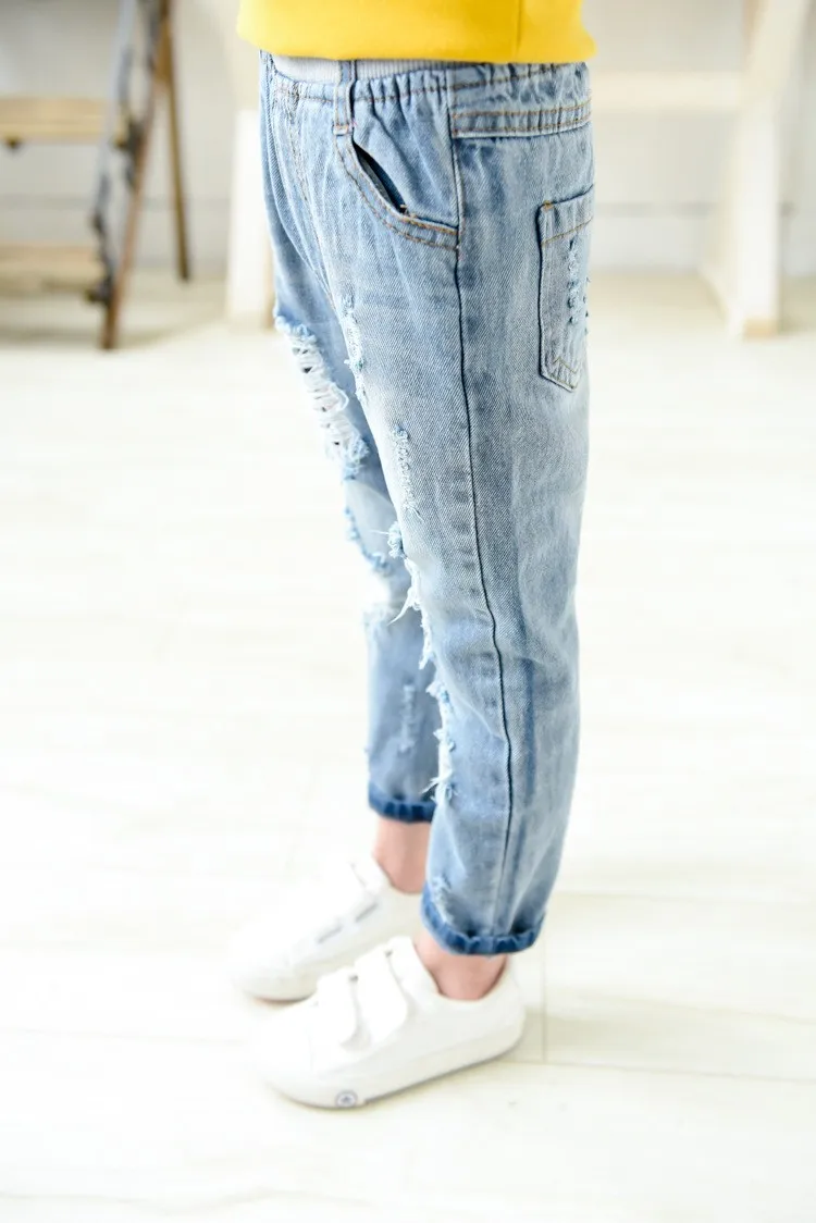 2392821250_1358775392