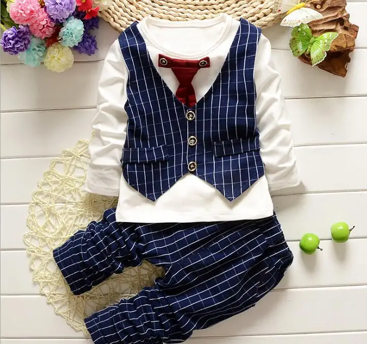 Roupa infantil/Одежда для маленьких мальчиков повседневная куртка+ рубашка+ штаны в полоску комплект из 3 предметов для бега Bebes спортивный костюм для новорожденных Детский костюм для мальчиков - Цвет: Синий