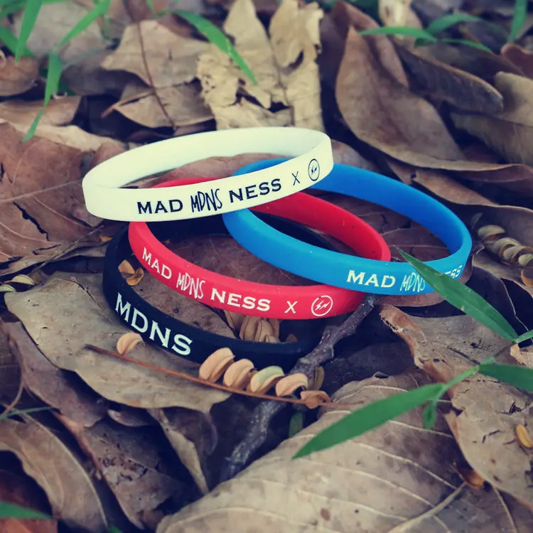 

2pcs/lot MDNS Fans Hongkong brand original letters men women retro wristband MDNS lovers SPORTS BRACELET Valentine's Day Gifts