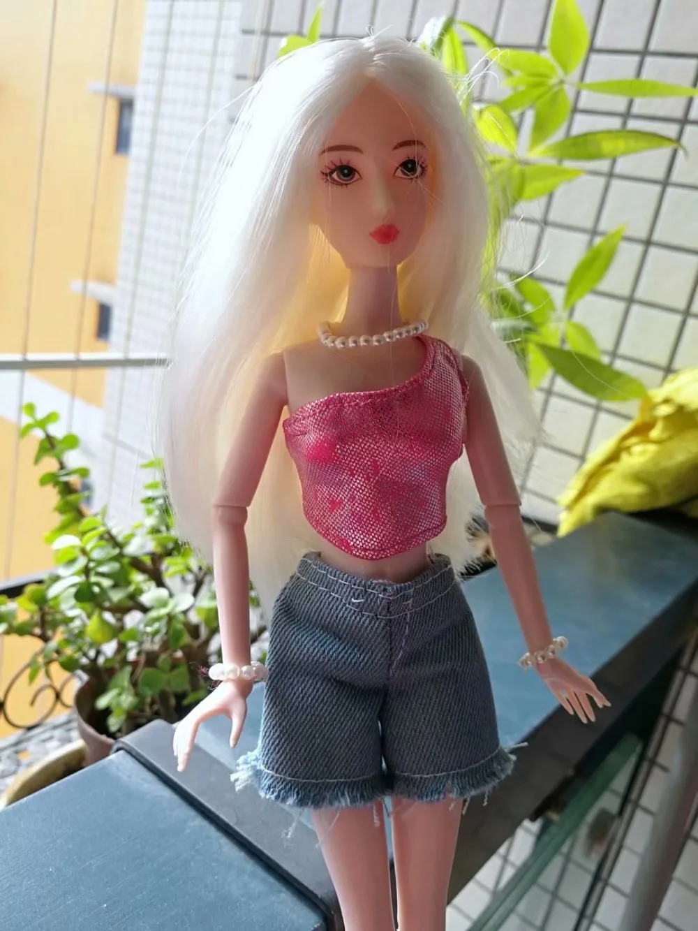 53