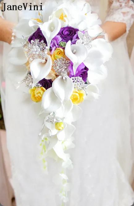 iffo-Simulation-roses-calla-lilies-diamond-studded-flowers-pearls-butterfly-bridal-bouquet-white-pink-wedding-accessories (2)