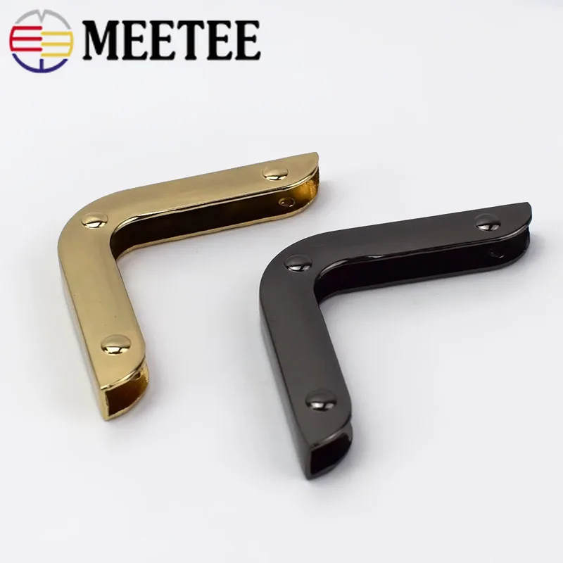 

Meetee 4pcs 40mm Bag Corner with Screw Decoration Hardware Accessories for Handbag Edge Protection Metal Hook Buckle BF215
