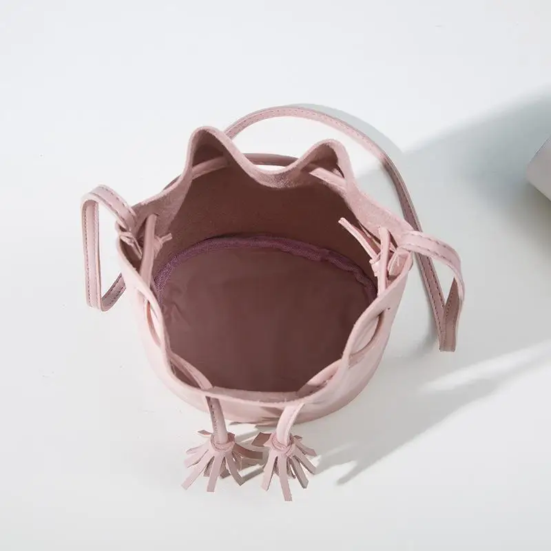 Women Fashion messenger bag All-match Solid Color Vintage Tassel Drawstring Bucket Shoulder Bag leather Fashion crossbody bags