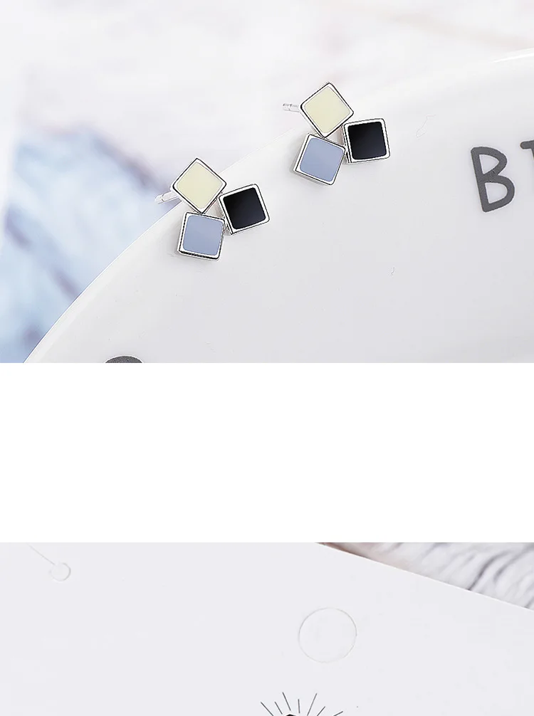 Новая индивидуальность простой и оборотень три цвета квадратный смешанный цвет 925 стерлингового серебра ювелирные изделия яркие серьги-гвоздики SE806