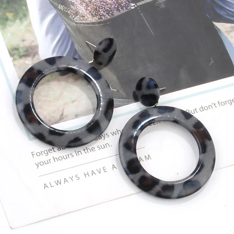 9481438969_2005125409