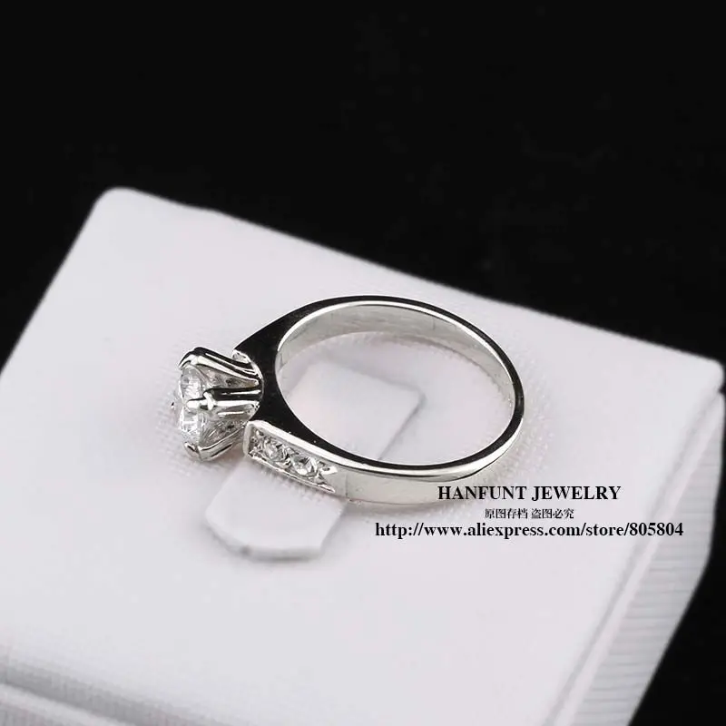 Austrian Crystal Wedding Rings for Women Sliver Color Engagement Ring For Lover Zirconia Fashion Rhinestone Jewelry R052 Xmas