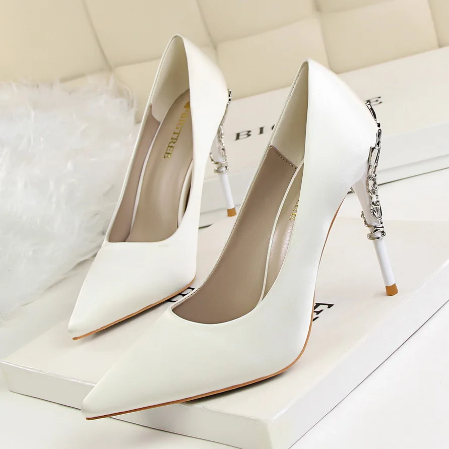 BIGTREE/Женская обувь; коллекция года; классические свадебные туфли-лодочки на высоком каблуке 10 см с металлическими вырезами; Модные женские пикантные элегантные туфли с острым носком