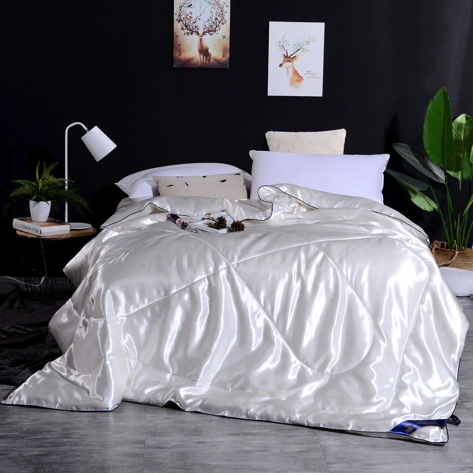 

JaneYU High Quality Silk Cotton Silk Air Conditioning Quilt Size 200x230cm