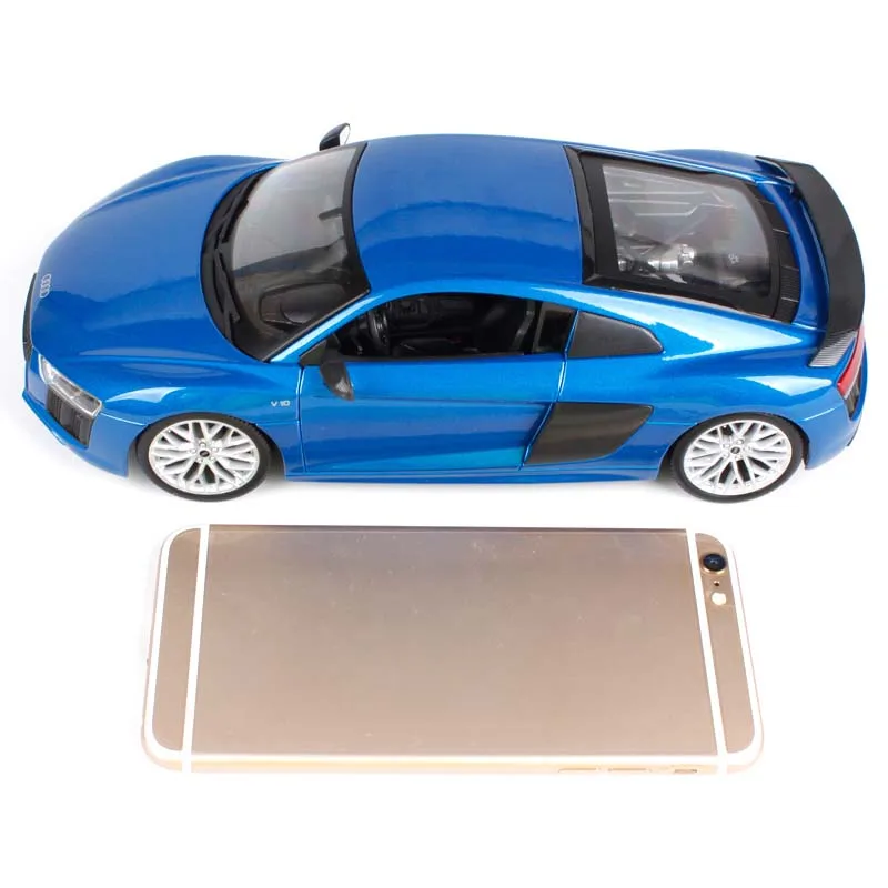 Maisto 1:18 audi r8 v10 plus красно синий литой автомобиль 245*115*65 литье под давлением для