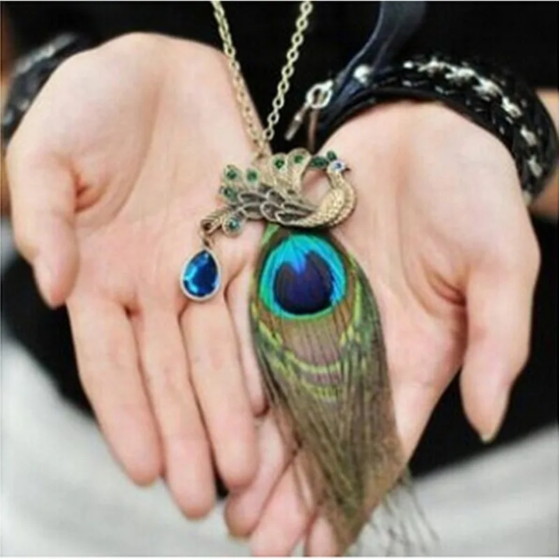 

Women's Fashion Retro Vintage Rhinestone Crystal Peacock Feathers Women Necklace Jewelry Long Sweater Chain 4ND100