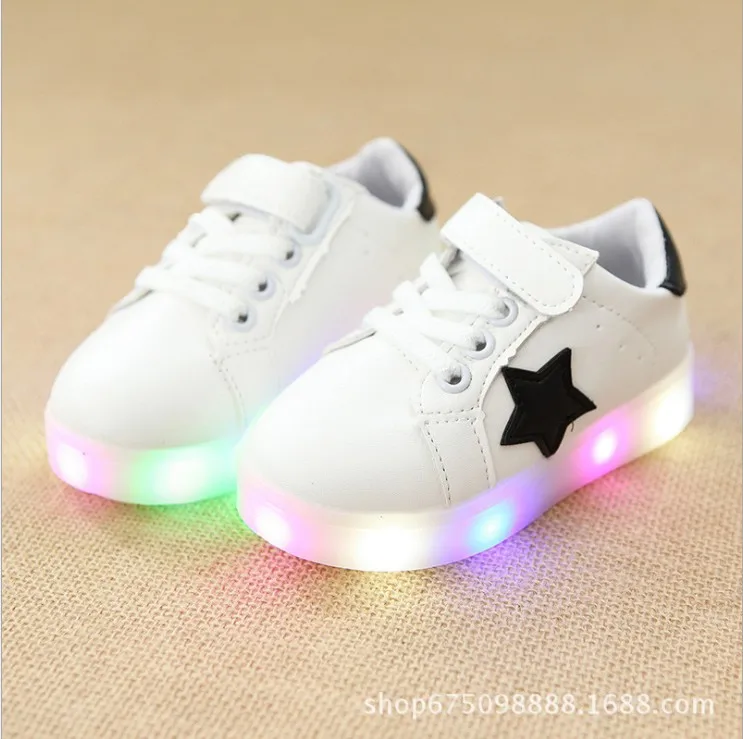 

Wholesale Spring and Autumn Star LED Shoes for Children