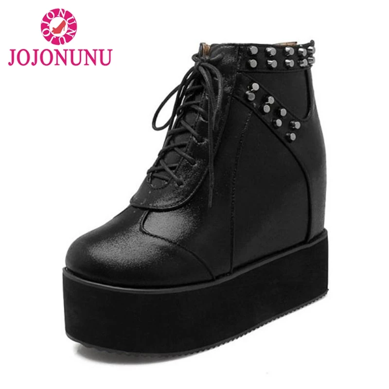 

FITWEE Women's High Wedges Ankle Boots Lace Up Rivet Platform Warm Shoes Women Plush Fur Inside Heel Rivets Boots Size 32-43