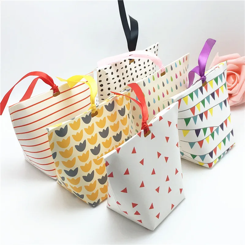 

Craft Paper Handmade Packaging Box Handle Bags White Various Styles With Colorful Strings Hang Bags Gift Bags Lovely 10Pcs/Lot