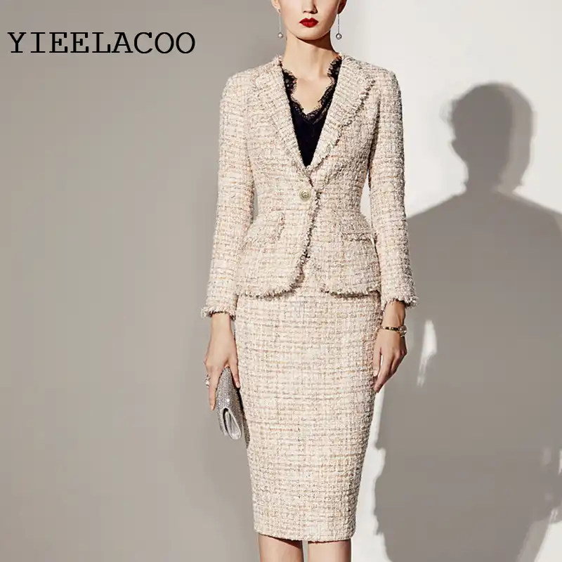 Ladies tweed suit Clearance