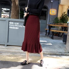 Зимняя высококачественная юбка-карандаш в полоску, хип-пакет с оборками, трикотажная женская юбка, осенний женский свитер миди с высокой талией