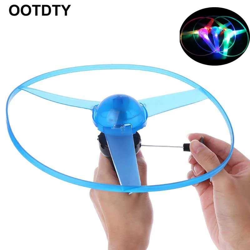 1 Piece LED Flashing Plastic Pull String Flying Saucer Propeller Toy
