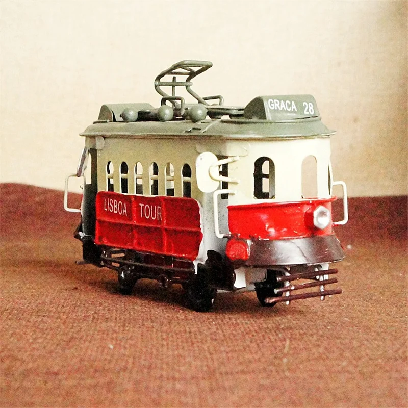 (5)