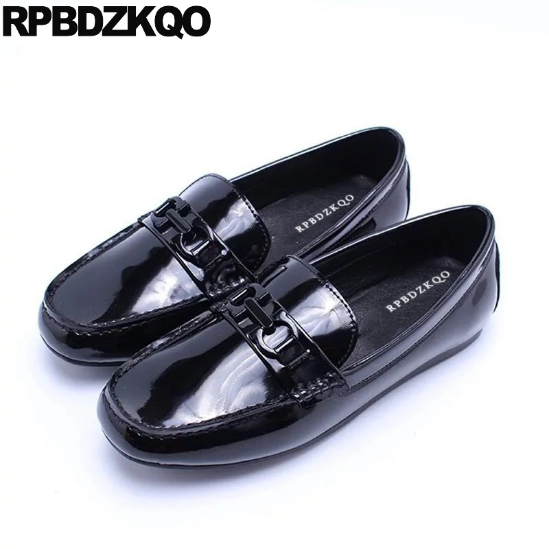 

designer shoes women luxury 2019 patent leather moccasins ladies european loafers chinese black flats square toe british style