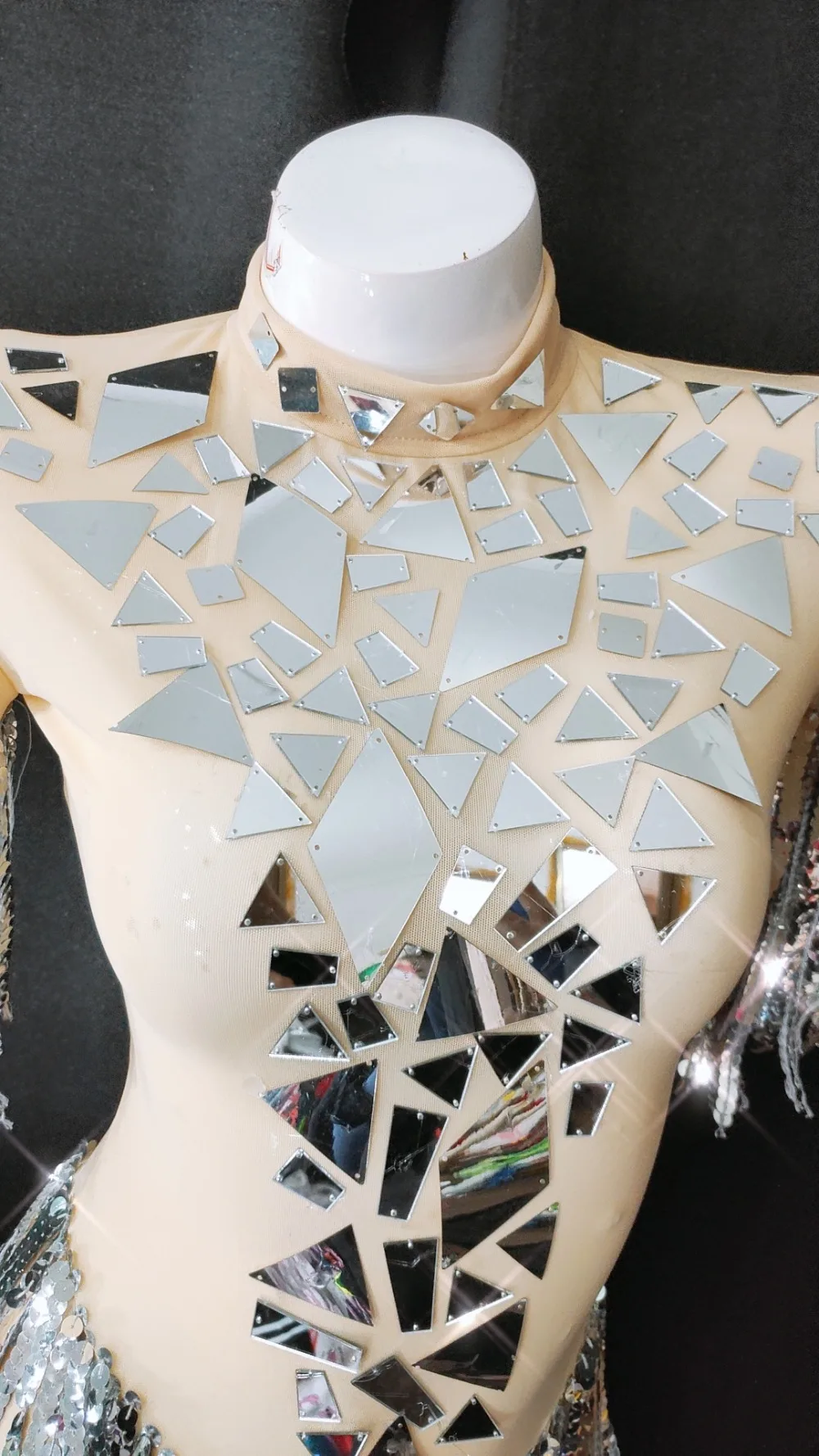 Телесного цвета пикантные серебряные зеркала купальник для танцев костюм Для женщин бахромой боди вечерние Show ночной клуб бар женский для сценического выступления певца одежда