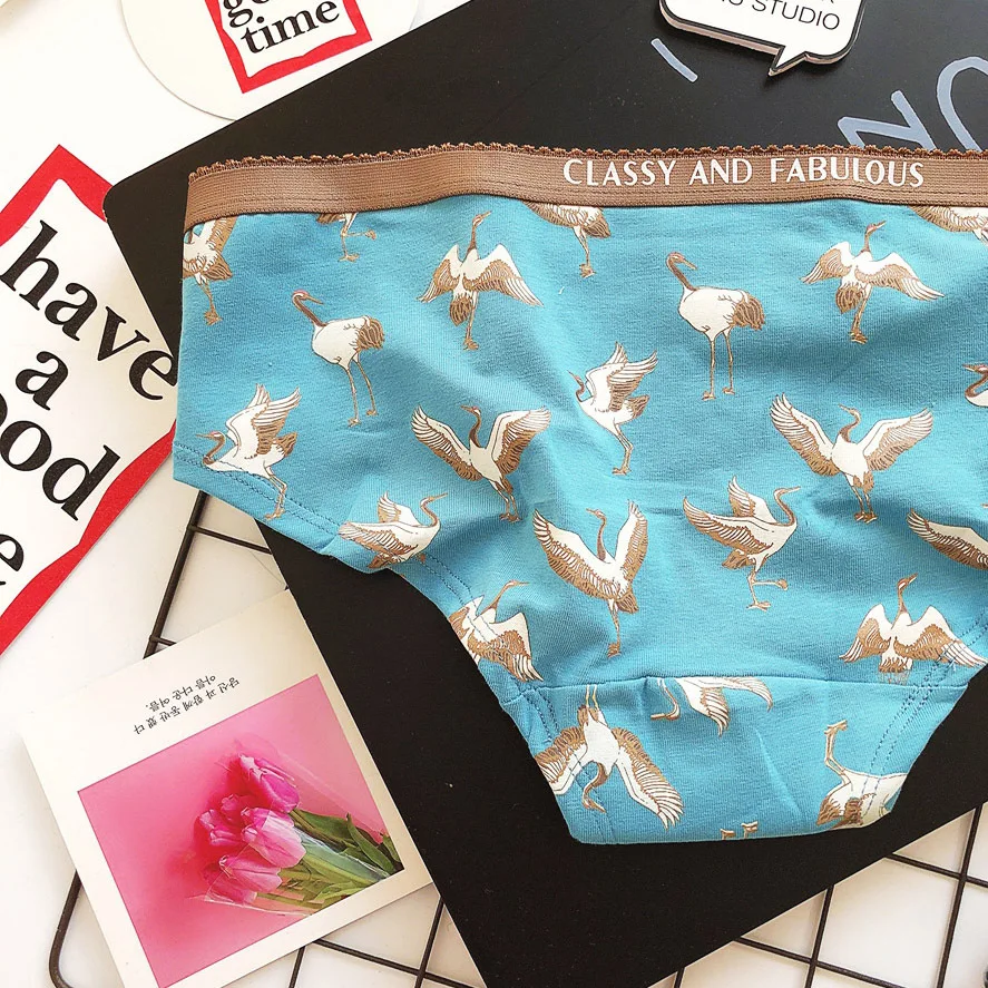 Korean INS style cute cartoon flamingo financial cat big red pure cotton sports lady triangle underwear