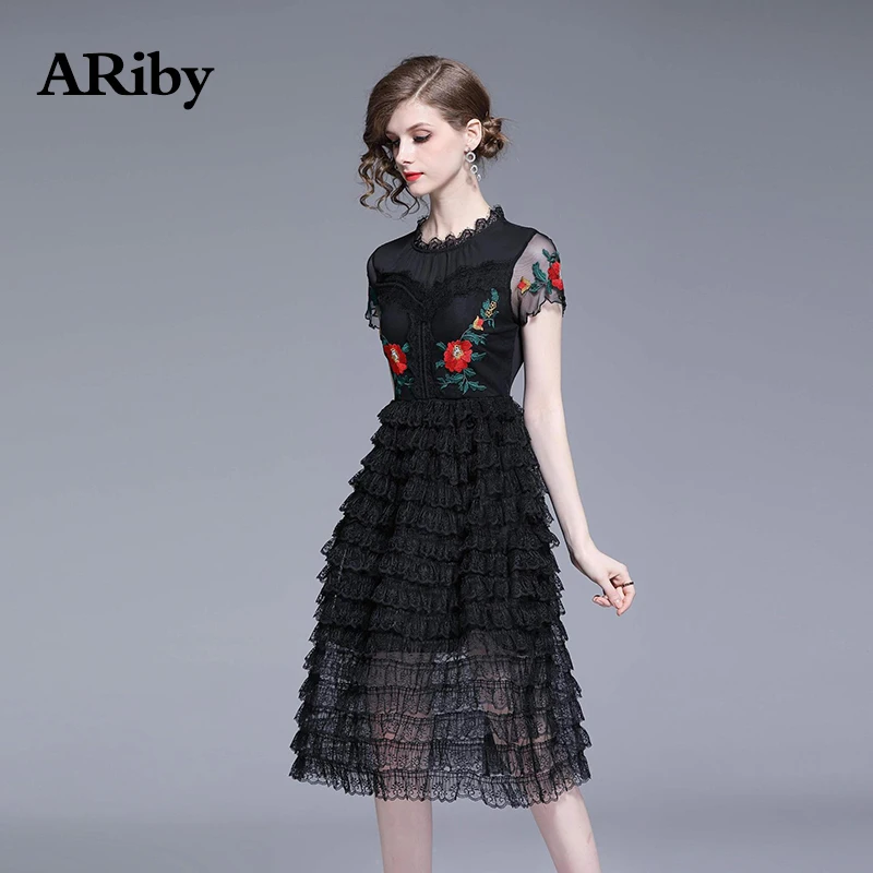 Women Dress Lace Black Party Dress 2019 Summer New Office Lady Floral Embroidery Hollow-out Lace Short-sleeved Cake A-Line Dress