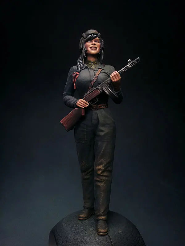 

Unpainted Kit 1/16 120mm Young Soviet Tank Girl 120mm figure Historical Resin Figure miniature garage kit