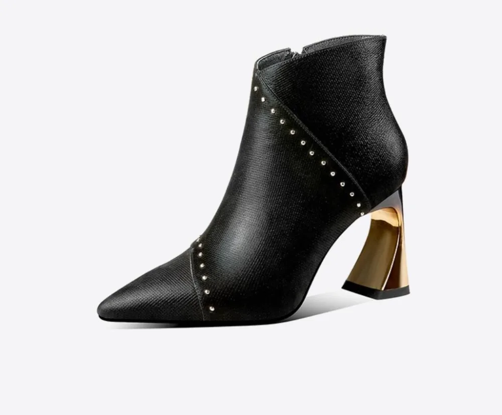 

Autumn and winter new spliced leather thick and short tube tip fashion Martin boots