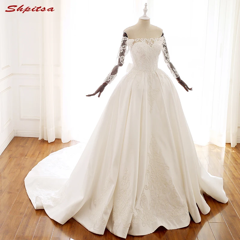 

Vintage Ball Gown Wedding Dresses Long Sleeve Train Weeding Satin Bride Bridal Dresses 2018 Plus Size Wedding Gowns