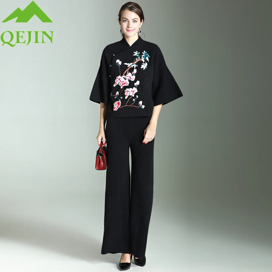 

2017 winter Woolen and Cashmere Knitted warm Suit women High Collar embroidery flower shirts+ Cashmere Pans loose style 2 piece