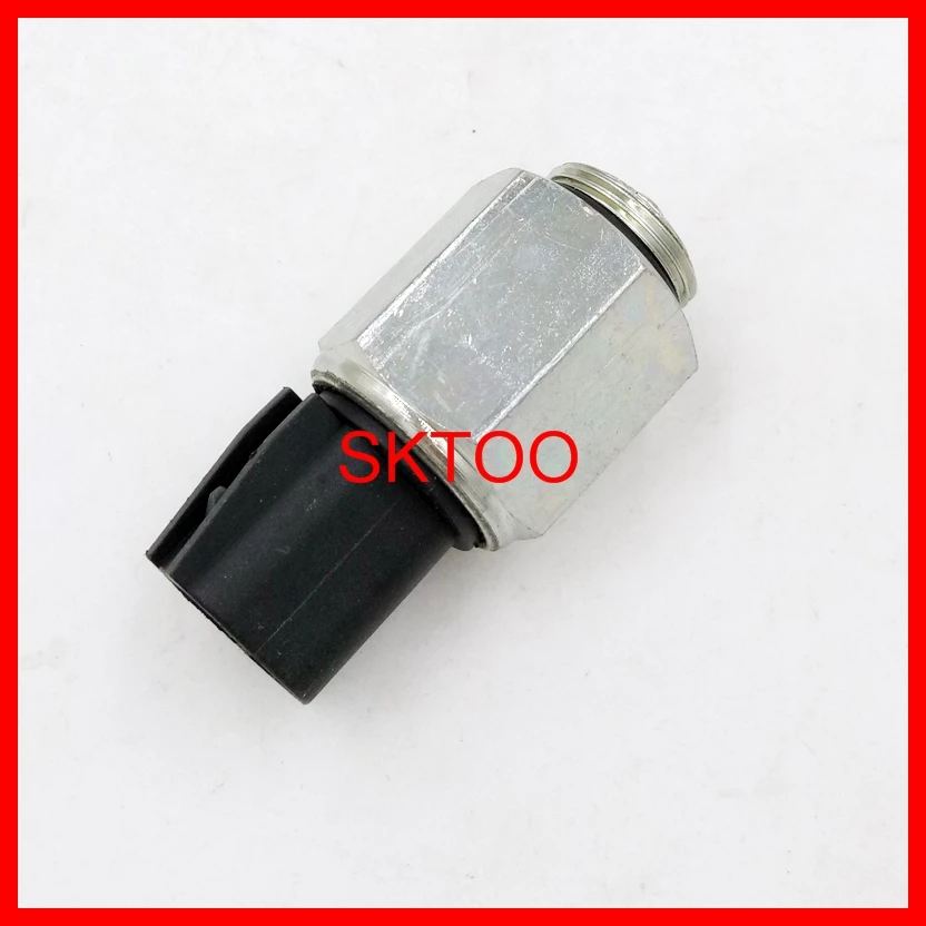 

Car Reversing Reverse Light Switch/Back-up switchFor Ford Cougar/Focus/Mondeo/C-MAX/S-Max 1087523/XS4T-15520-AB