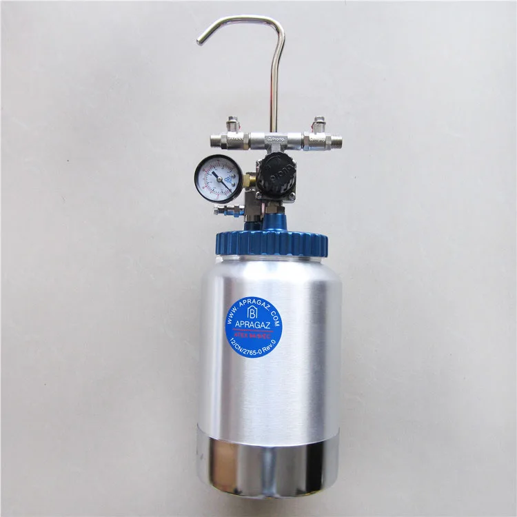 Paint mixer tank