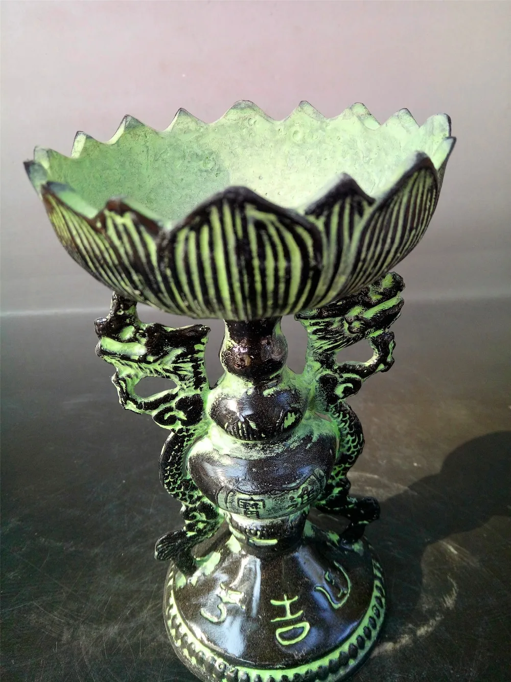 

China's ancient bronze ware Candlestick