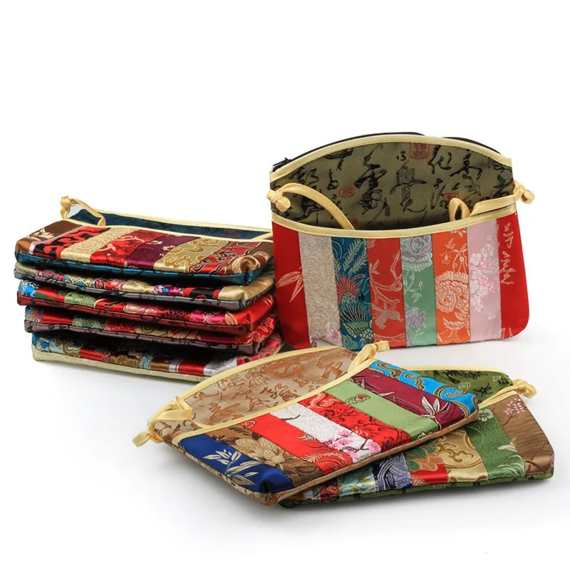 

17X20CM Embroidery Women Gifts Bags With Holder Rope Chinese Pattern Stripe Colored Jewelry Pouches Christmas Candy Holder Pouch