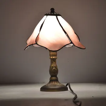 

8 Inch Pink Lotus Flower Tiffany Table Lamp Country Style Stained Glass Bedside Lamp E27 110-240V