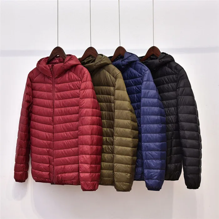 

2019 Men Hooded Wihite Duck Down Jacket Warm Jacket Line Portable Package Men Pack Jacket Thin and Light Mens Down Coat,0542