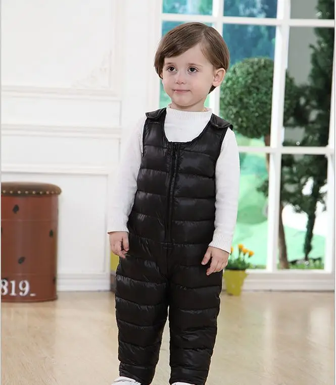 Пуховые штаны для маленьких мальчиков и девочек; зимняя теплая одежда; детские сиамские брюки; Детский мягкий плотный пуховый жилет; ветронепроницаемые штаны - Цвет: black