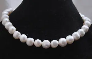 

Free shipping@@@@@ Huge10--11MM White Akoya Cultured Pearl necklace 18" ML100